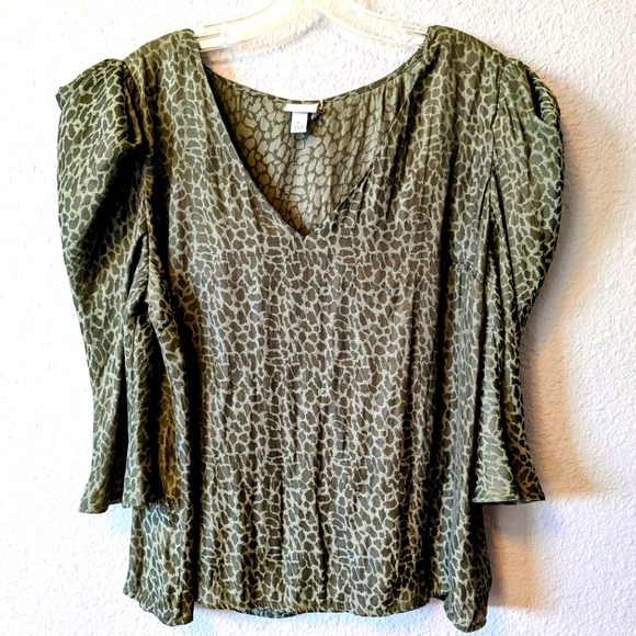 NEW A New Day Olive Green Top Long Puff Sleeves V Neck Sz.XL NWT - Picture 1 of 8